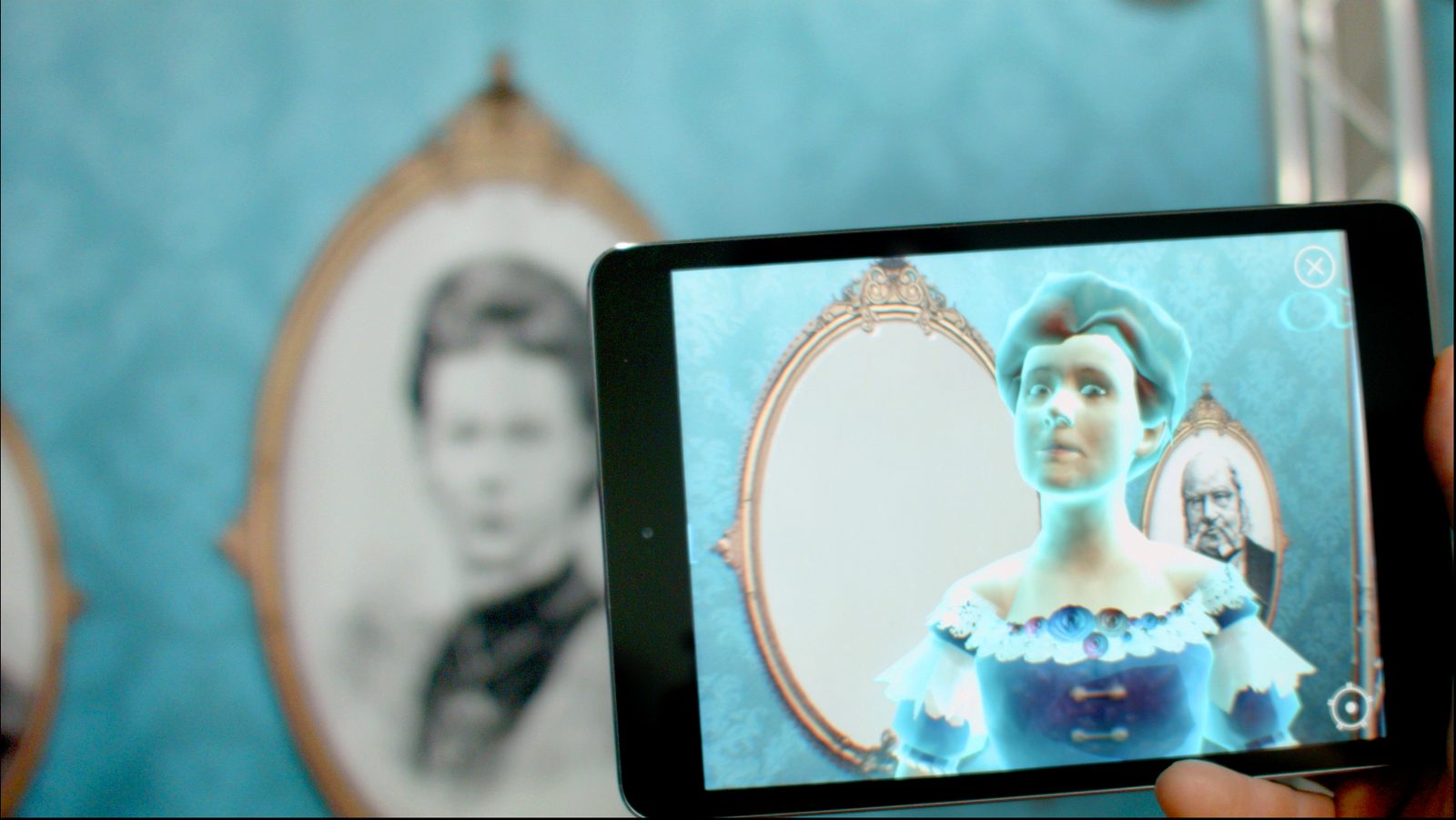City of Ghosts: a Belle Époque character comes to life on a tablet